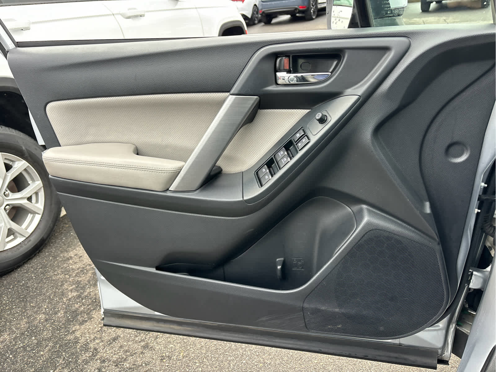 Used 2018 Subaru Forester 2.5i Limited w/ Popular Package #3B image 21