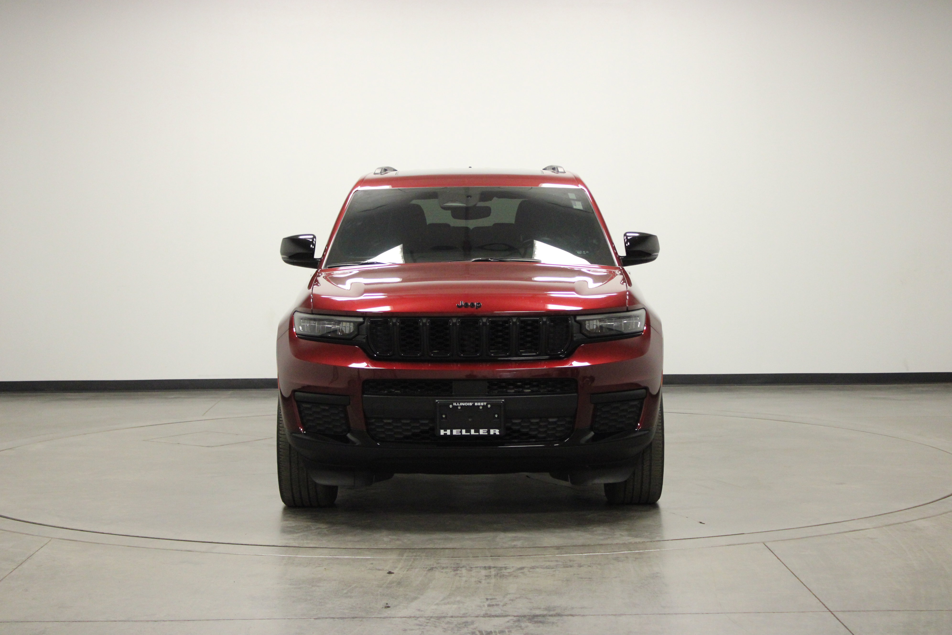 Used 2022 Jeep Grand Cherokee L Laredo image 3