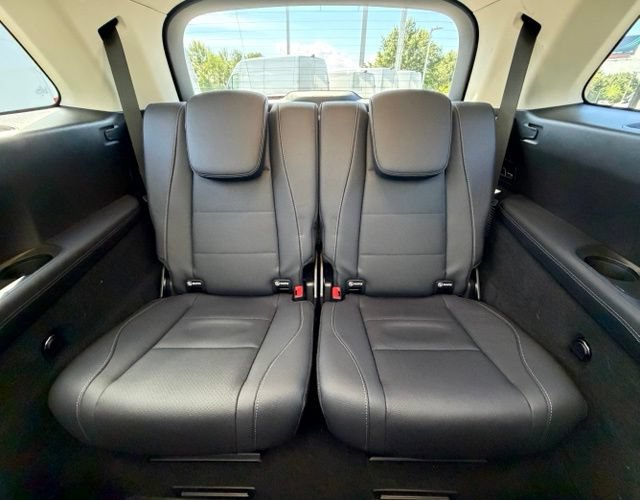 Certified 2026 Mercedes-Benz GLS 450 4MATIC image 18
