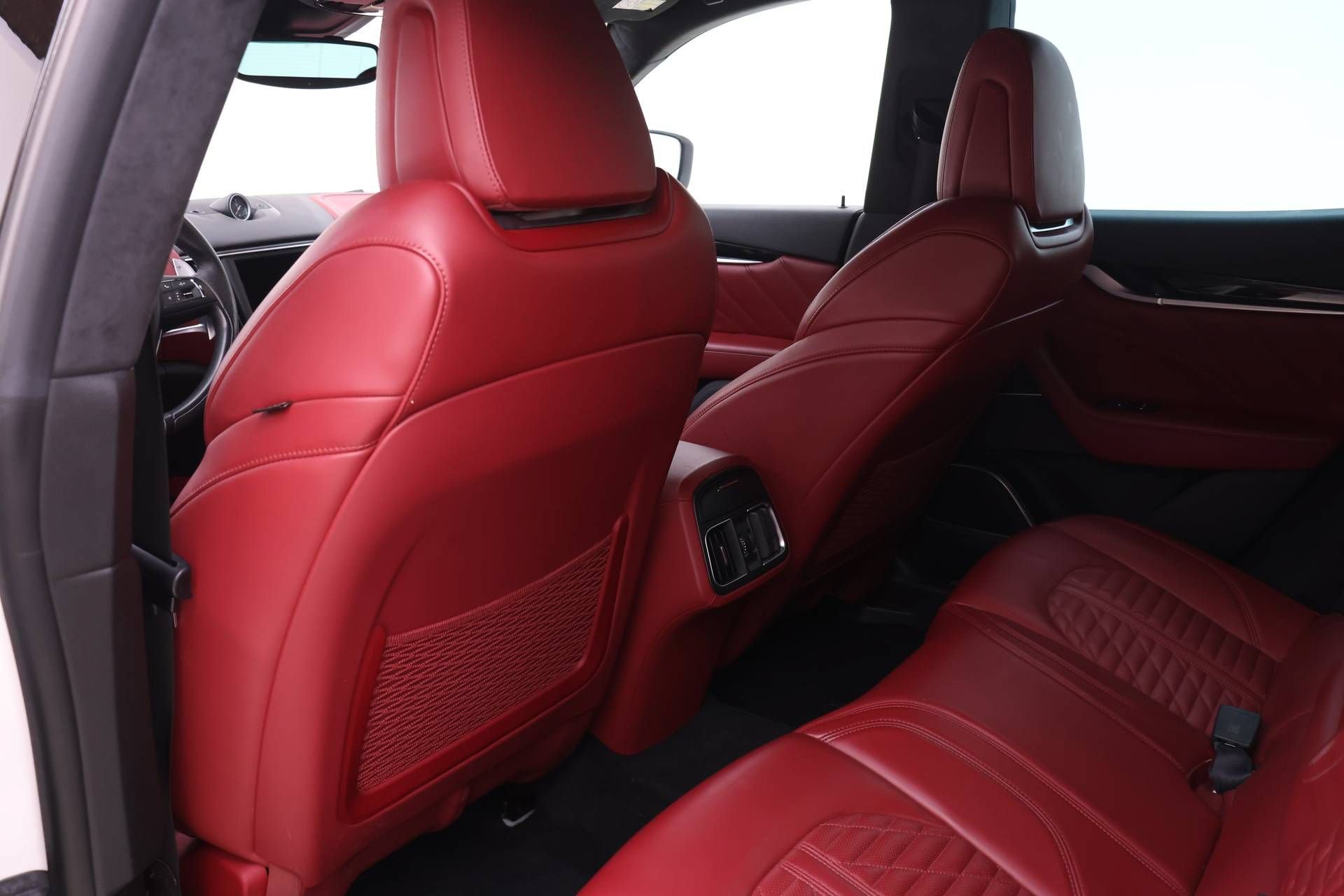 Used 2021 Maserati Levante GTS AWD/4WD image 15