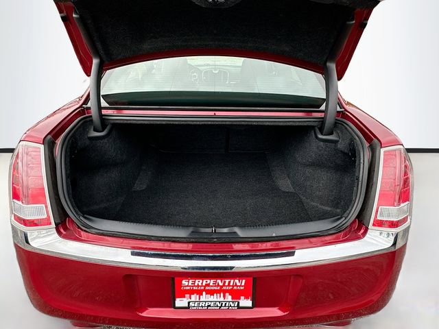 Used 2013 Chrysler 300 AWD w/ Driver Convenience Group image 25