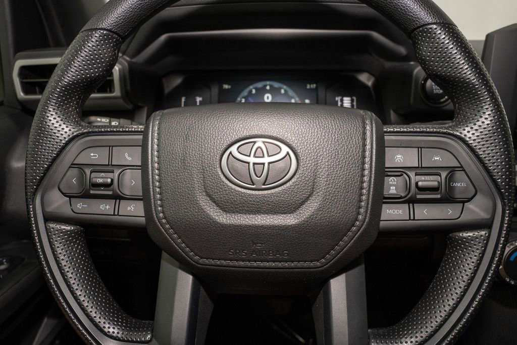 Used 2025 Toyota Tacoma SR5 image 17