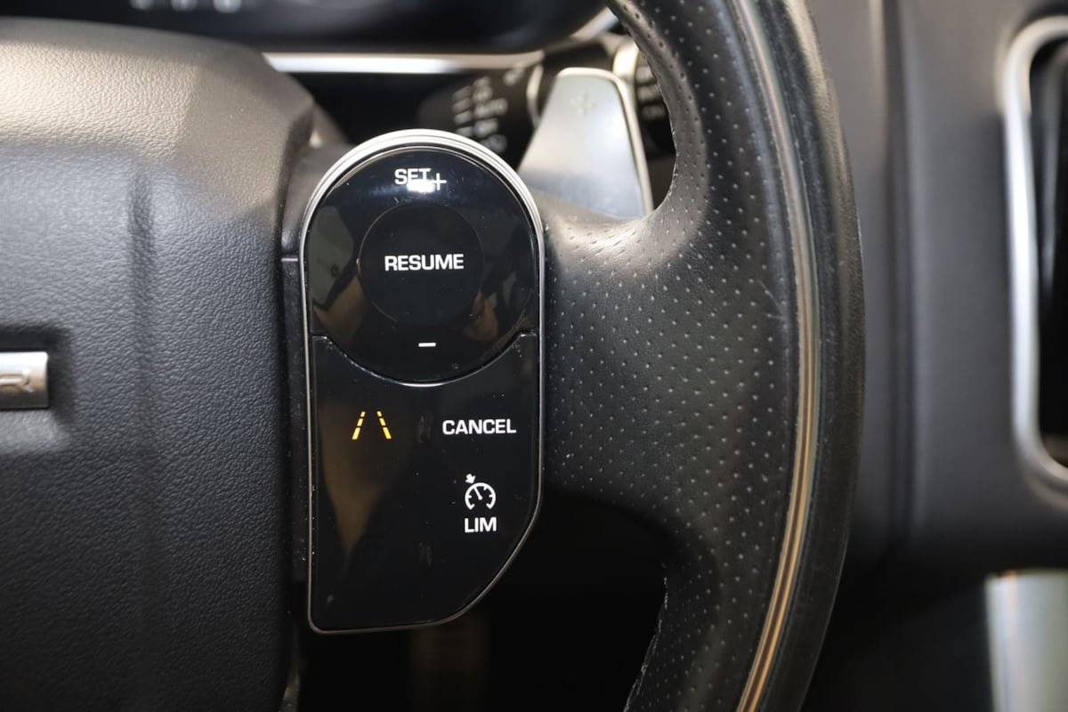 Used 2019 Land Rover Range Rover Sport Supercharged AWD/4WD image 41