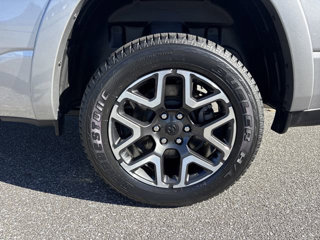 Used 2025 RAM 1500 Laramie image 19