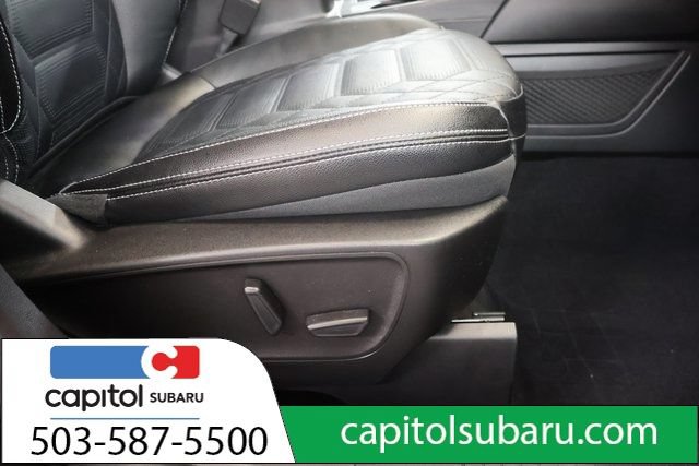 Used 2023 Ford Escape Platinum w/ Premium Technology Package AWD/4WD image 27