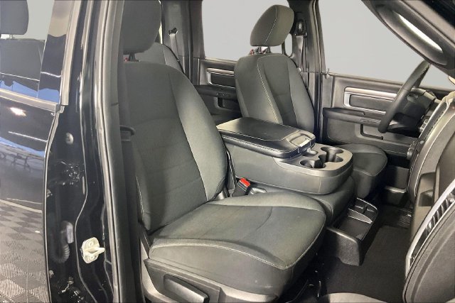 Used 2024 RAM 1500 Warlock RWD image 26
