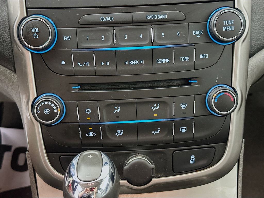 Used 2015 Chevrolet Malibu LS image 12