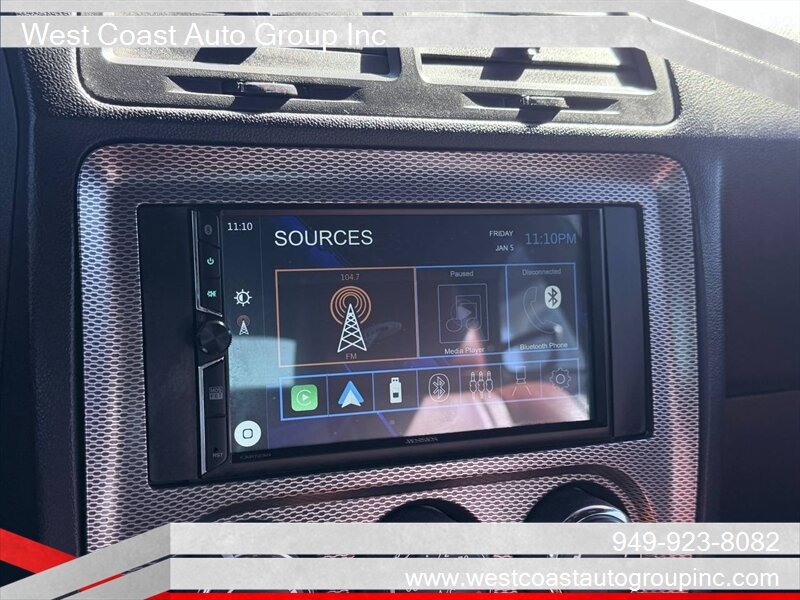 Used 2012 Dodge Challenger R/T RWD image 16