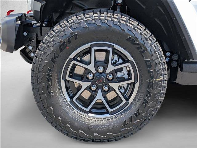 New 2026 Jeep Gladiator Rubicon w/ Steel Power Dome Hood Package AWD/4WD image 10