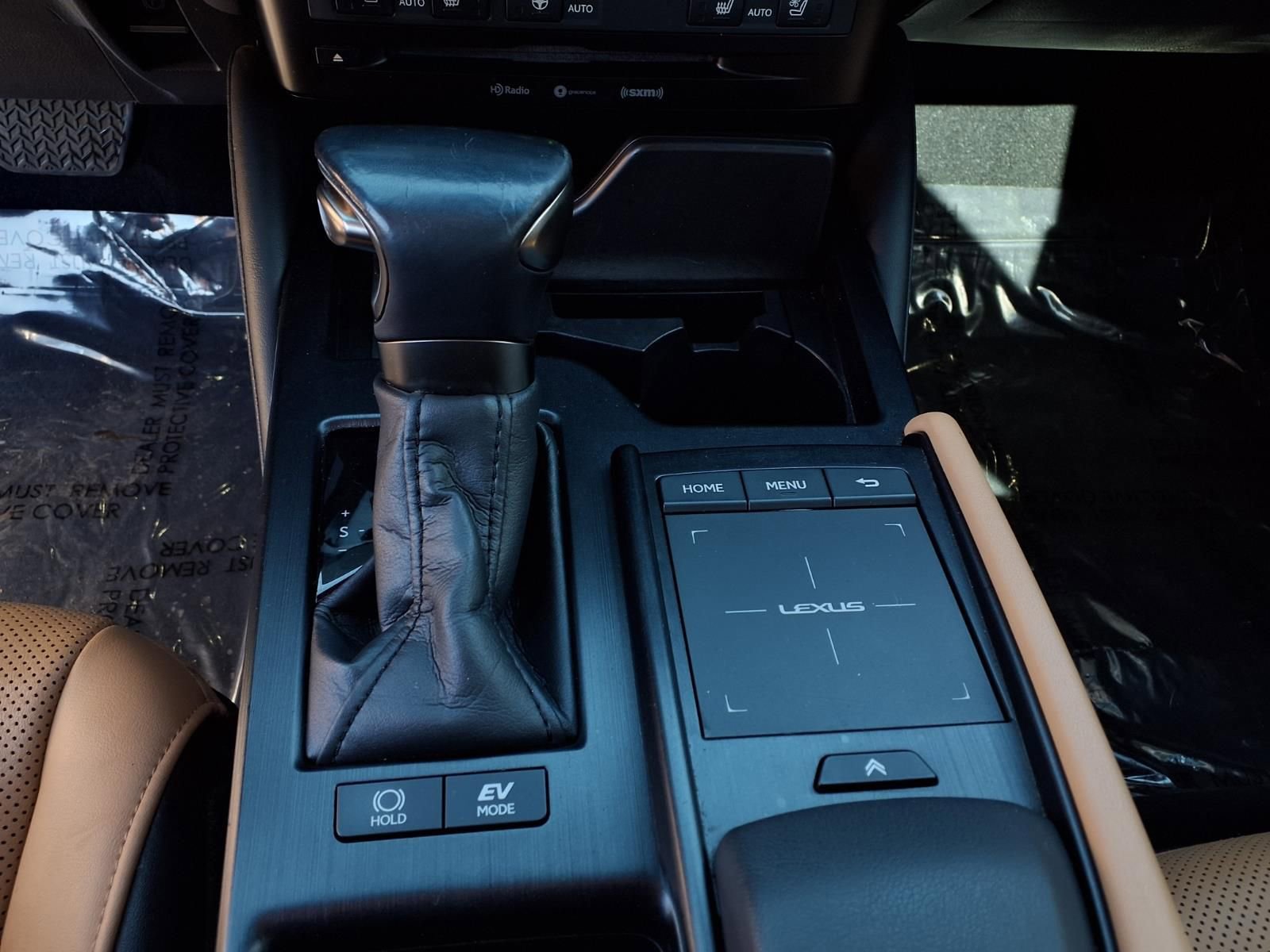 Used 2022 Lexus ES 300h w/ Premium Package image 10