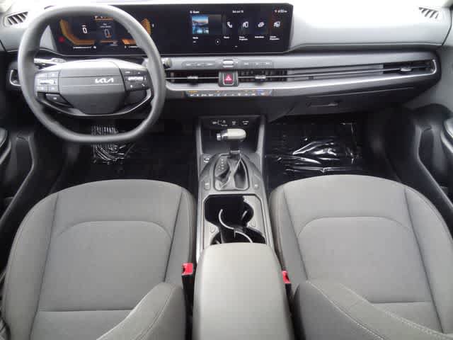 Used 2025 Kia K4 FWD image 11