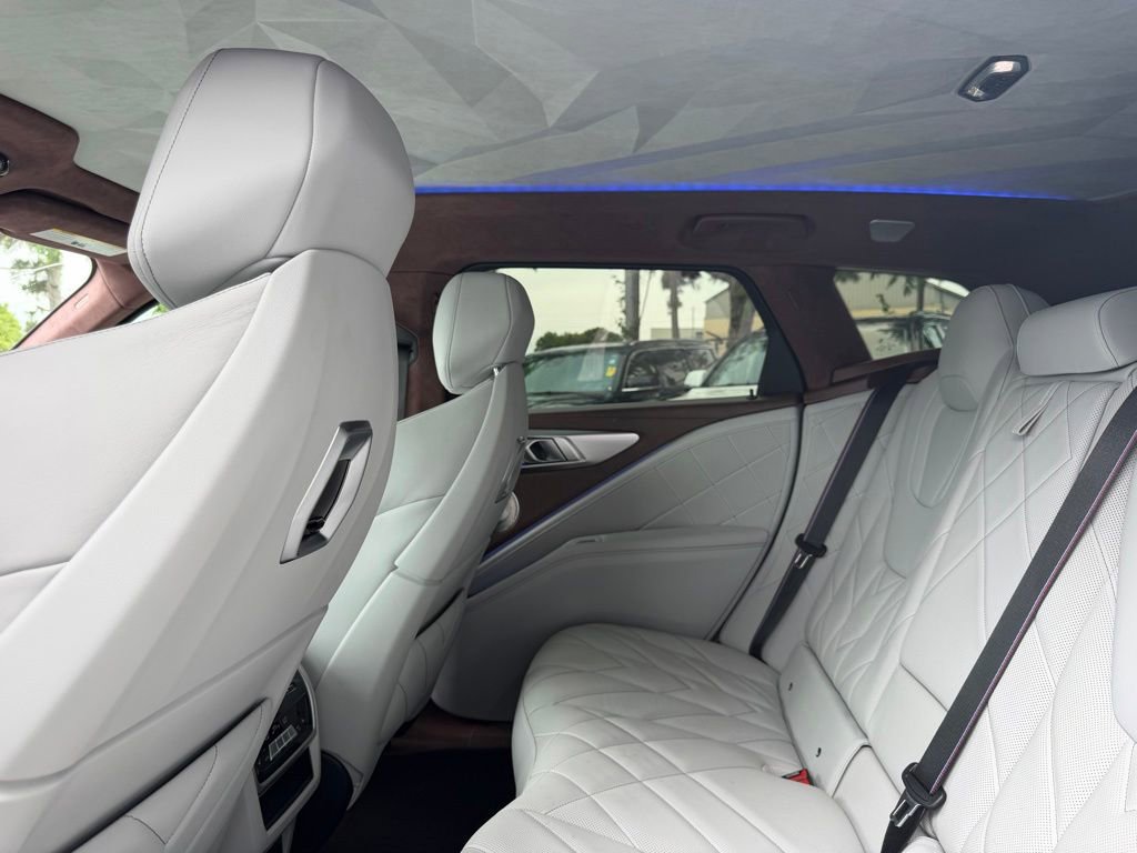Used 2023 BMW XM AWD/4WD image 25