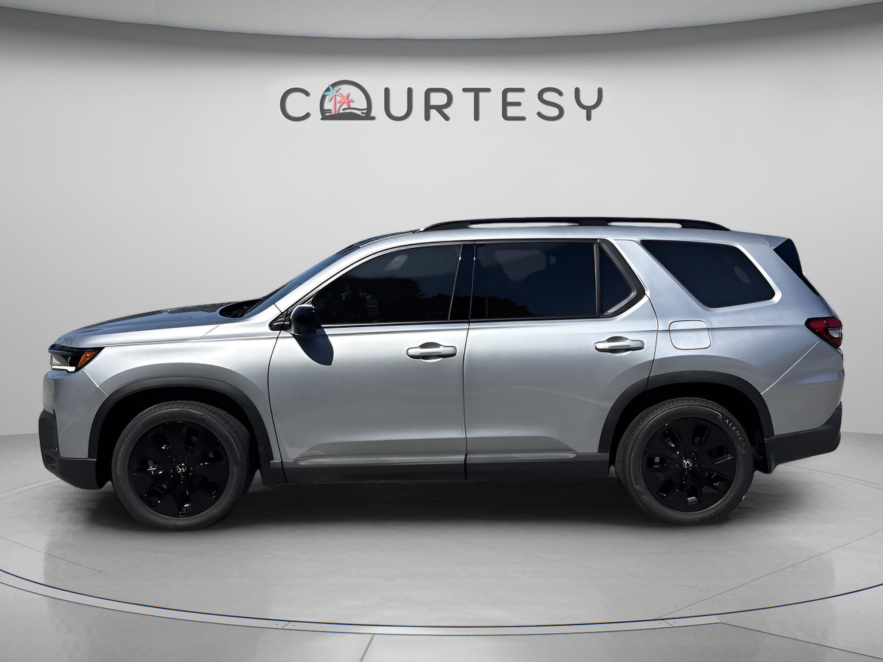 New 2026 Honda Pilot Black Edition image 4