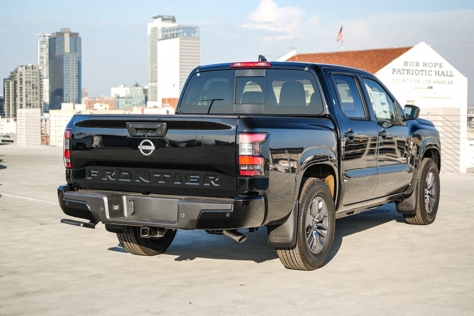 New 2027 Nissan Frontier SV RWD image 6
