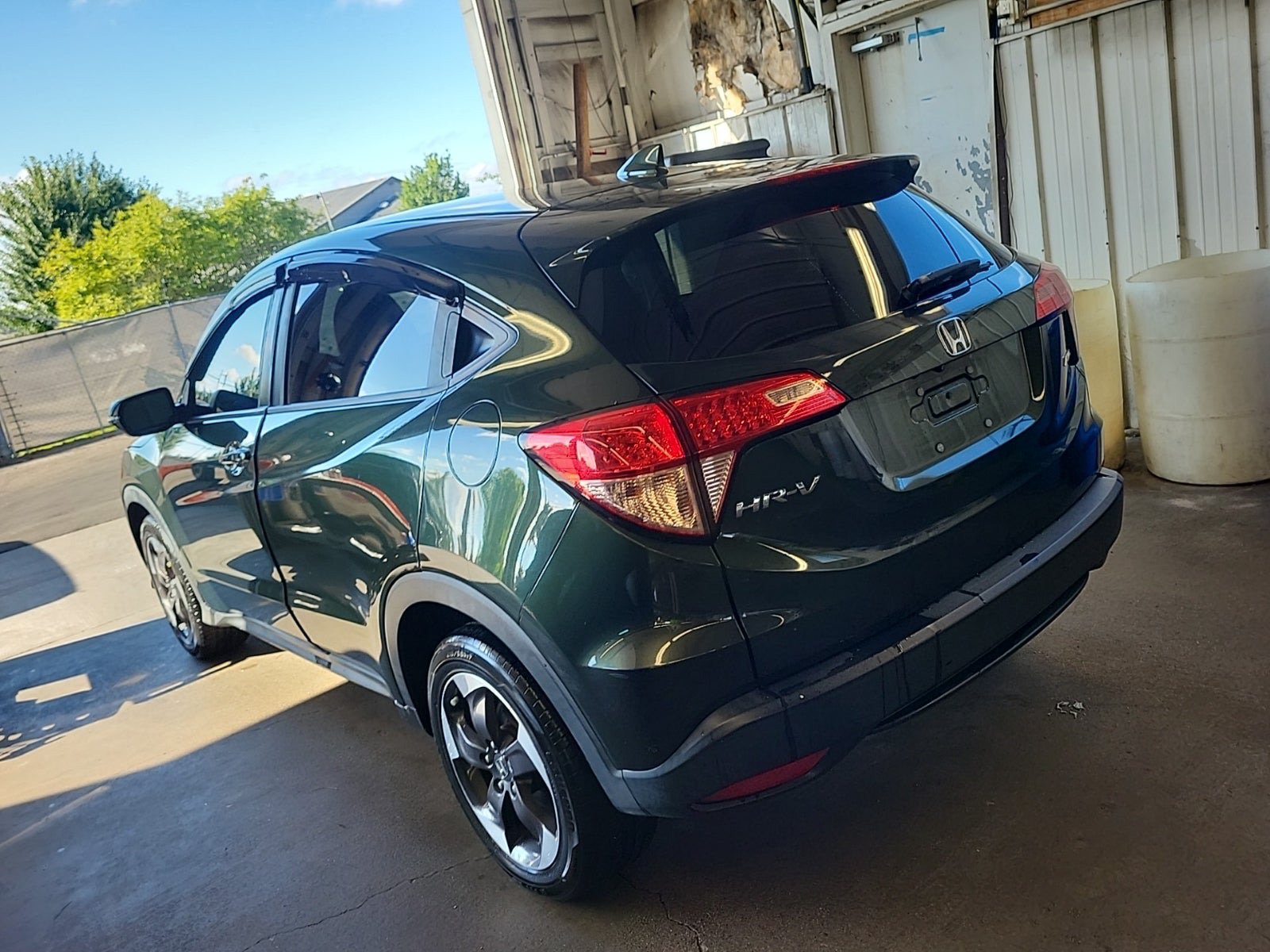 Used 2018 Honda HR-V EX image 3
