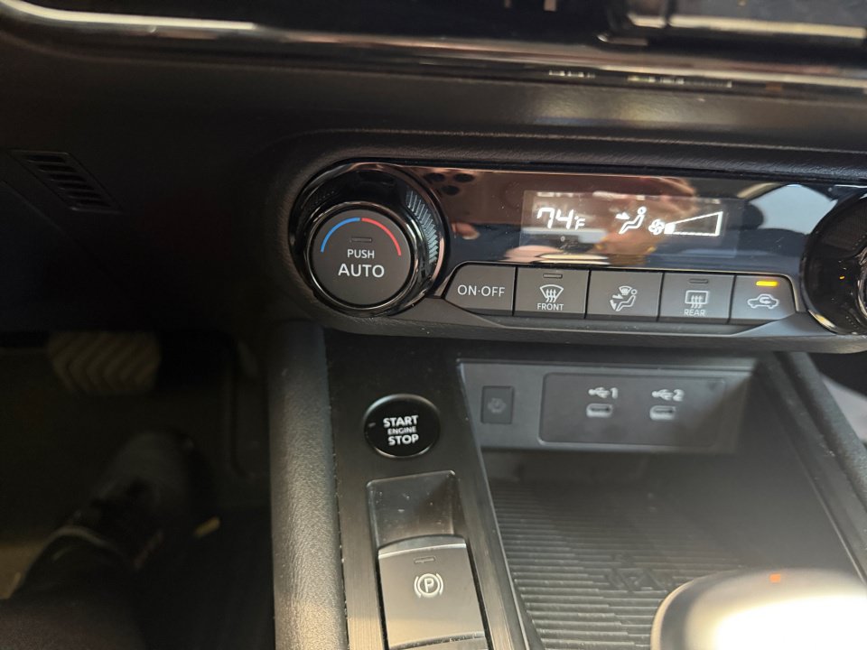 Certified 2026 Nissan Kicks SV FWD image 24