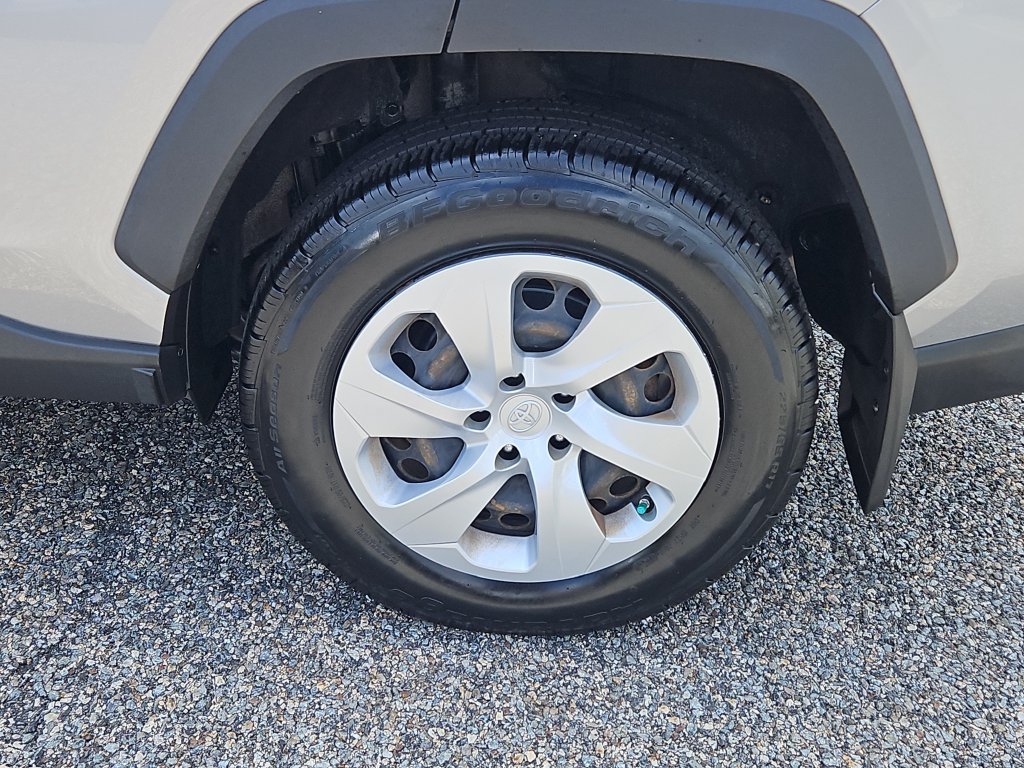 Used 2019 Toyota RAV4 LE w/ All Weather Liner Package AWD/4WD image 8