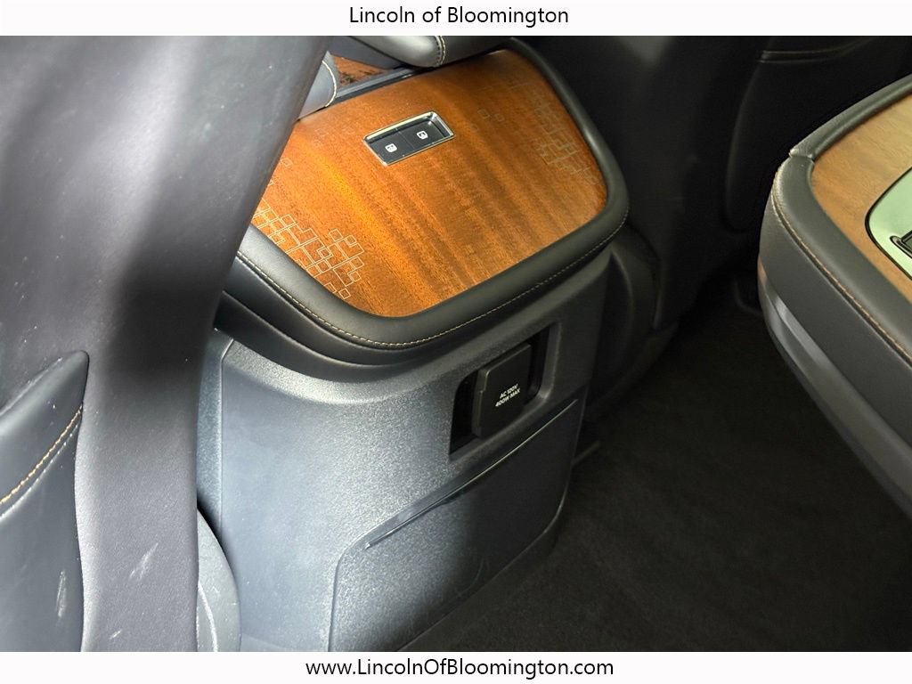 Used 2025 Lincoln Navigator Black Label AWD/4WD image 62
