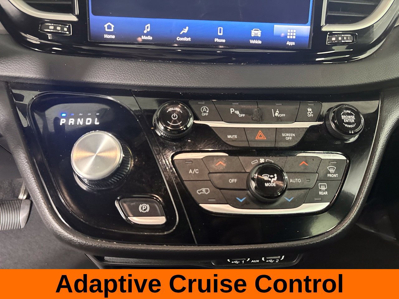Used 2025 Chrysler Pacifica Select FWD image 19