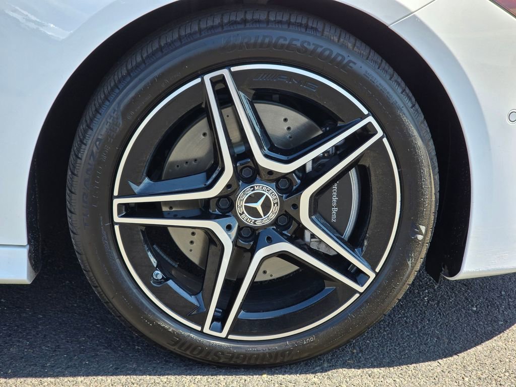 Used 2024 Mercedes-Benz CLA 250 4MATIC w/ AMG Night Package image 9