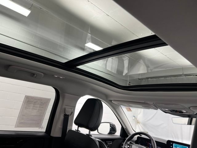 Certified 2025 Lincoln Aviator AWD image 24