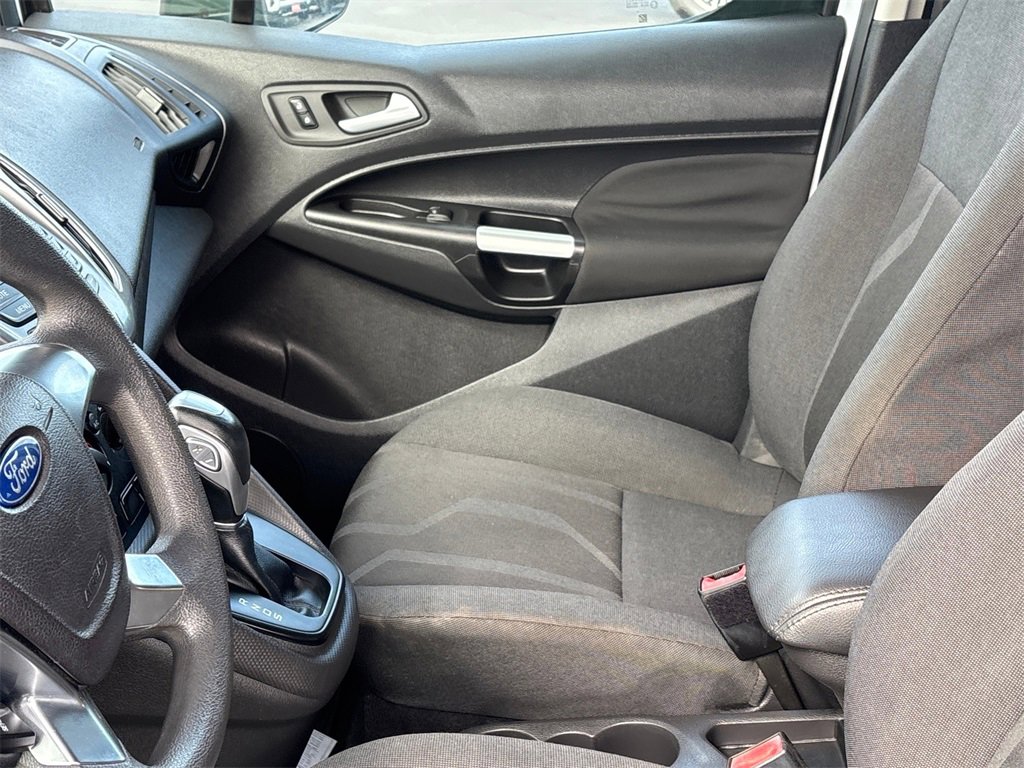 Used 2016 Ford Transit Connect XLT image 11