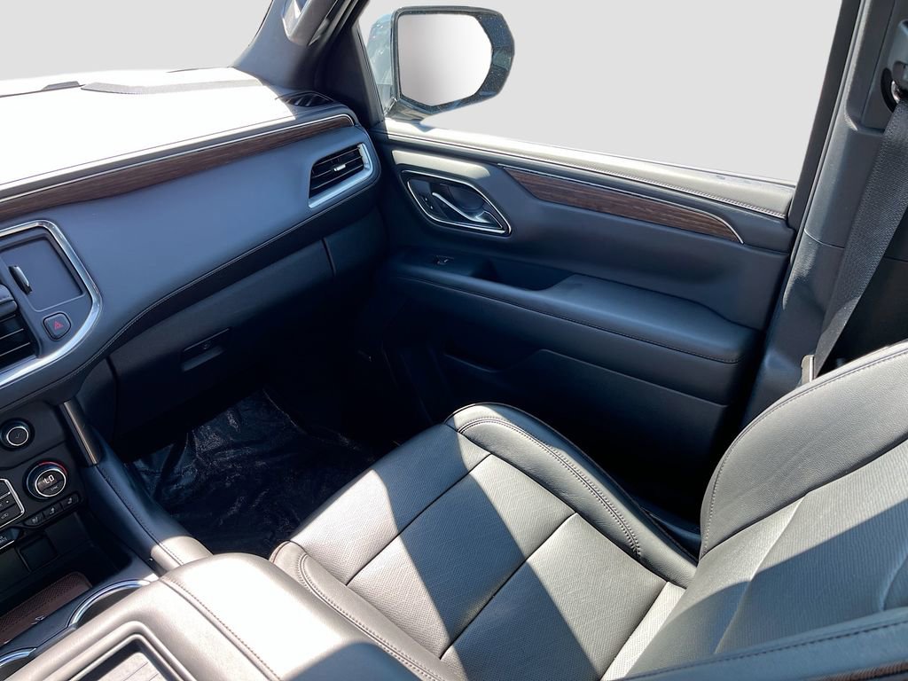 Used 2024 Chevrolet Tahoe High Country image 24