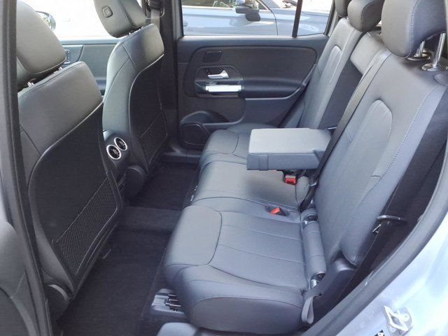 New 2026 Mercedes-Benz GLB 250 4MATIC image 17