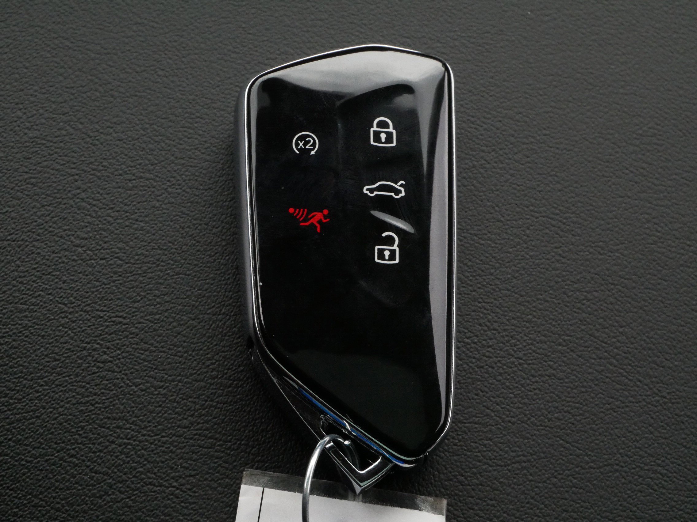 Certified 2024 Volkswagen Atlas Peak Edition SEL image 33