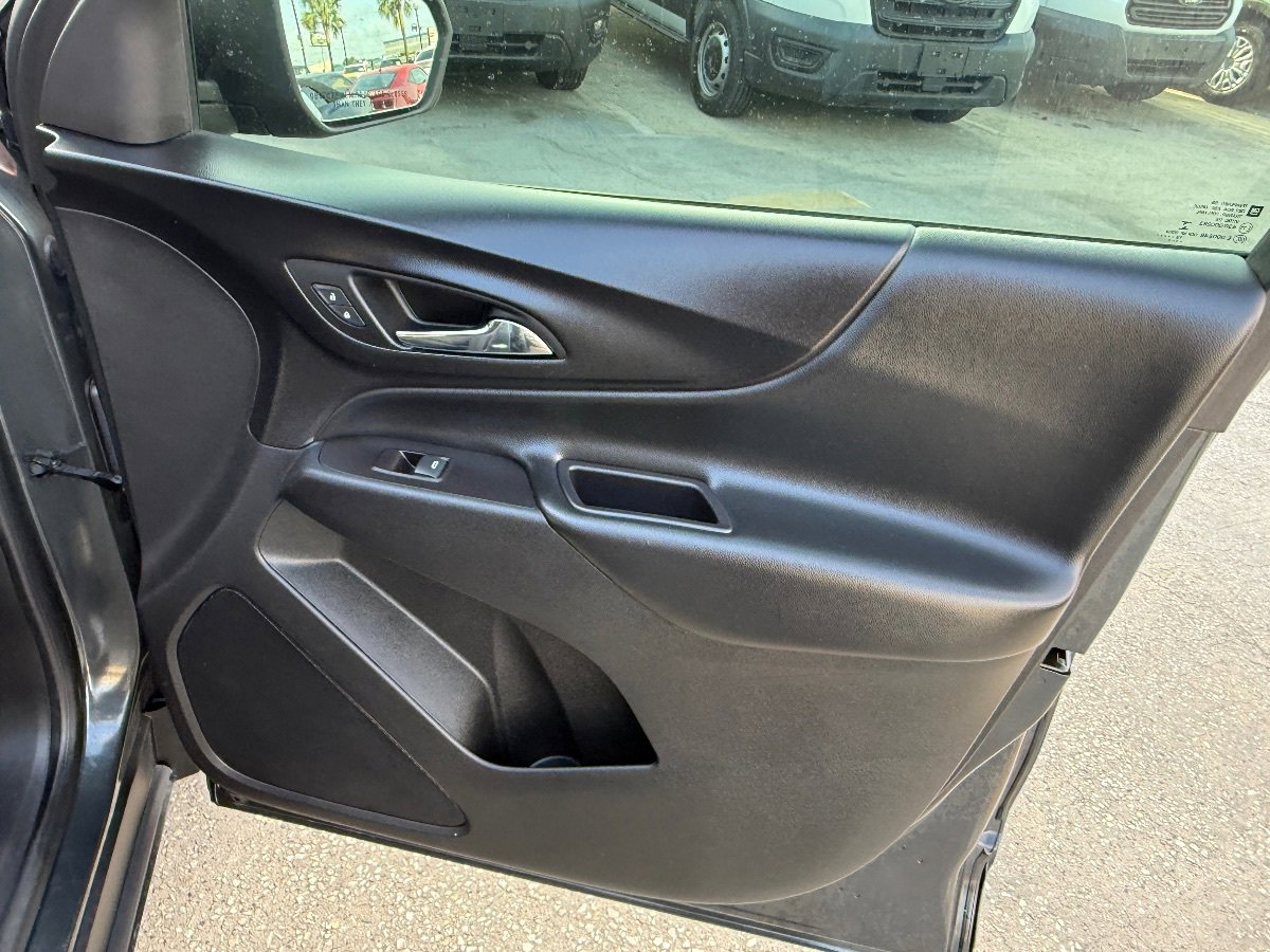 Used 2020 Chevrolet Equinox LT w/ Driver Convenience Package FWD image 14