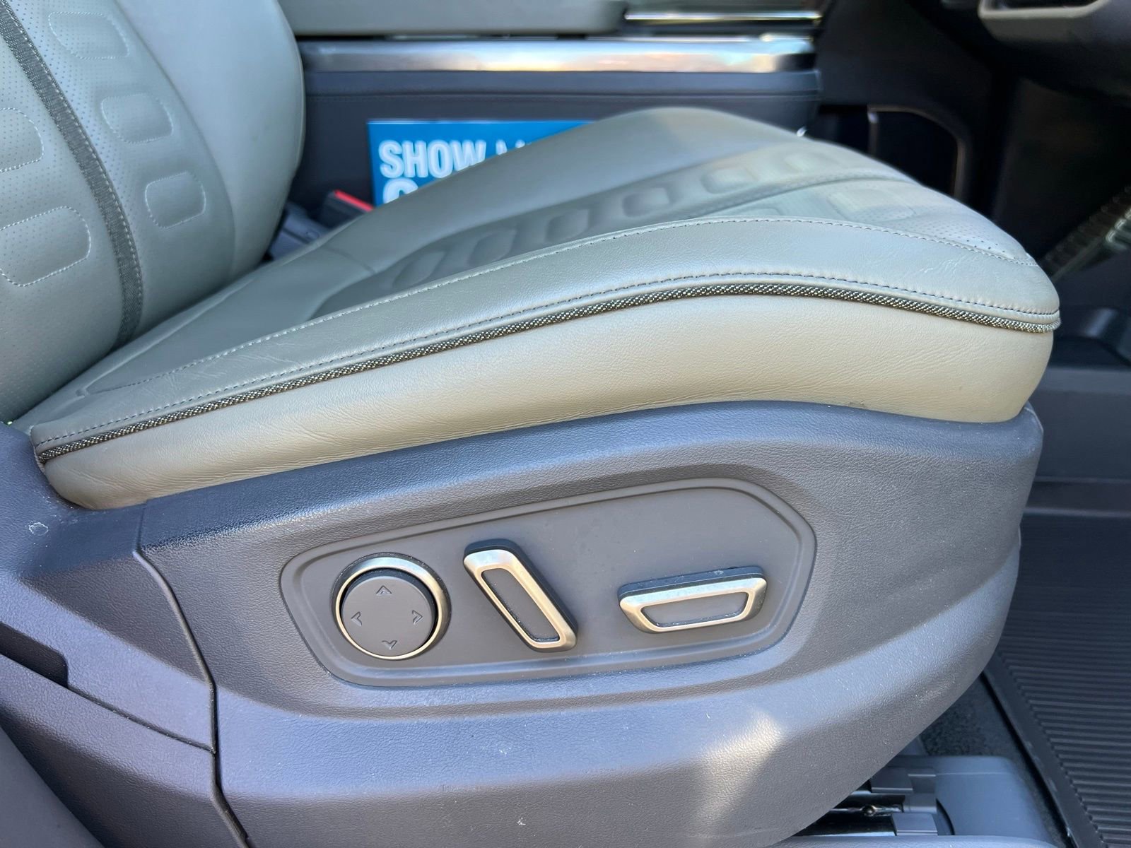 Used 2022 Rivian R1T Launch Edition image 58