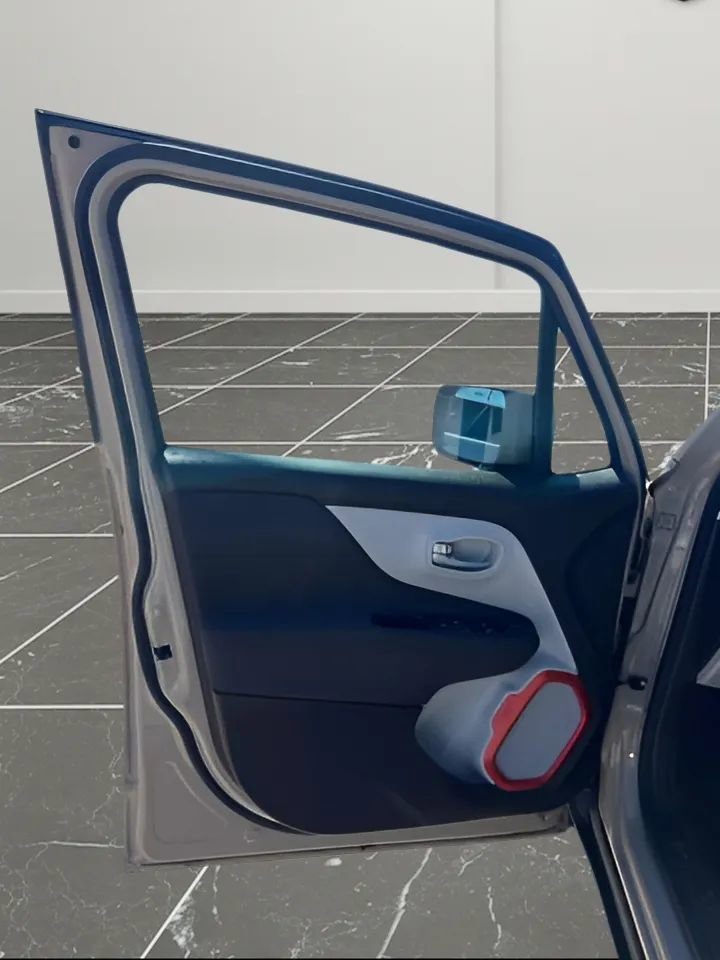 Used 2015 Jeep Renegade Latitude image 15