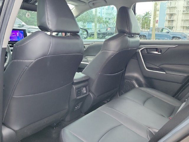Used 2023 Toyota RAV4 XLE Premium FWD image 7