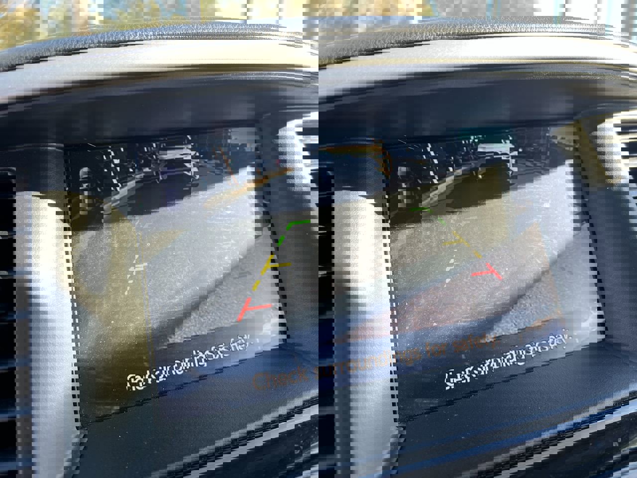 Used 2020 Nissan Pathfinder SV image 25