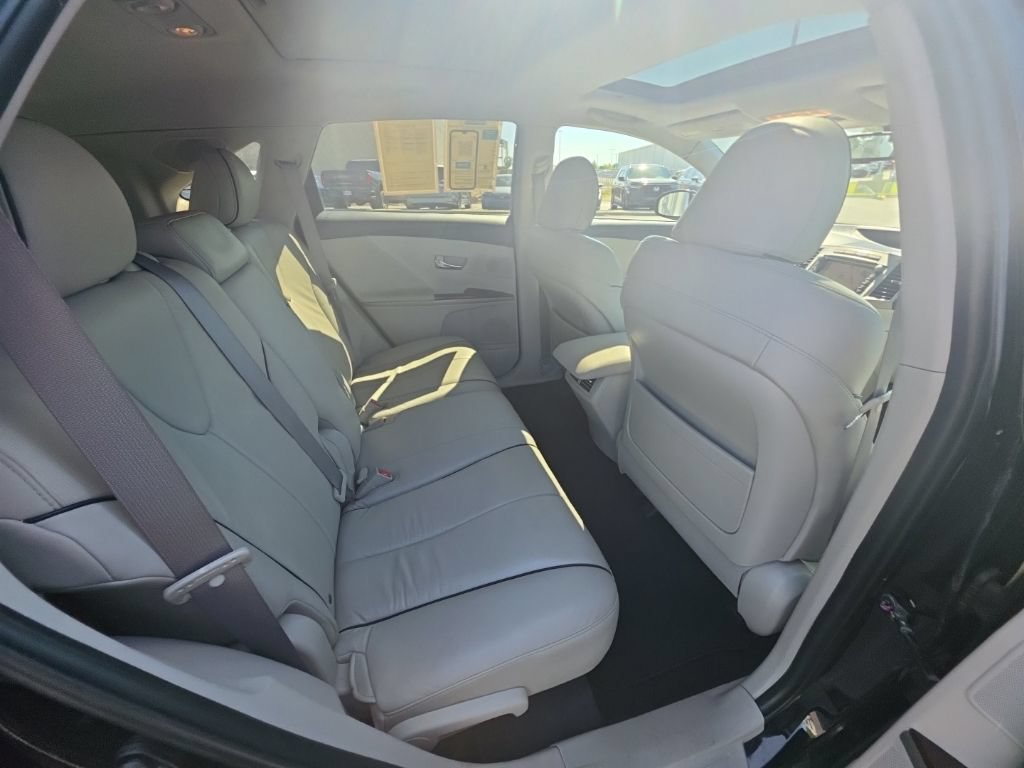 Used 2009 Toyota Venza AWD image 31