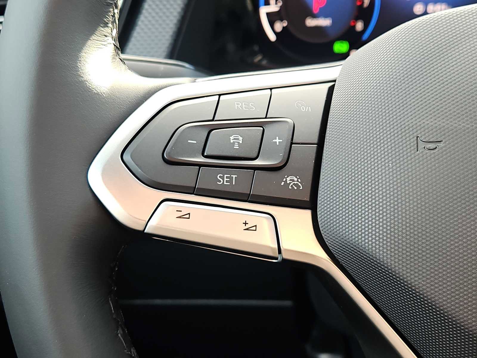 New 2026 Volkswagen Atlas Cross Sport SEL Premium R-Line image 13