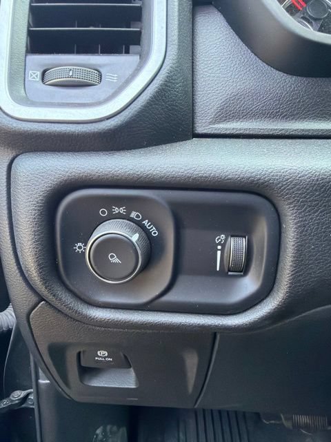 Used 2023 RAM 1500 Big Horn AWD/4WD image 14