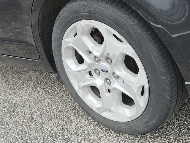 Used 2010 Ford Fusion SE FWD image 10