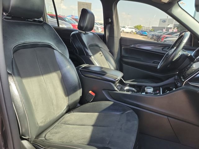 Used 2021 Jeep Grand Cherokee L Laredo AWD/4WD image 32