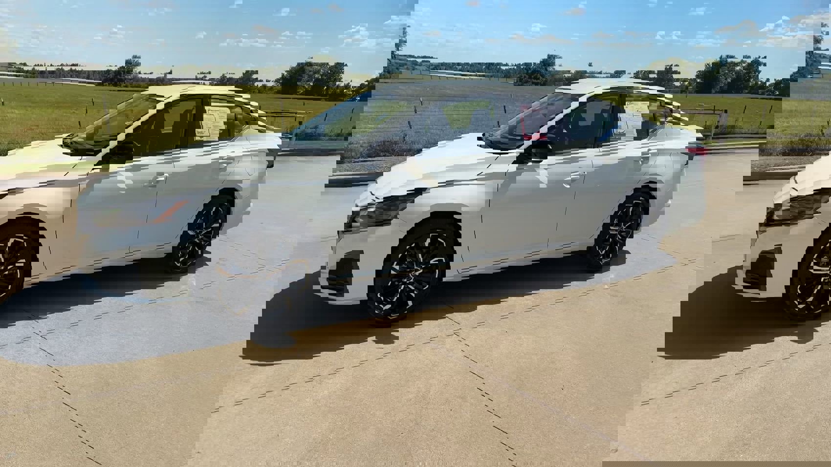 Used 2024 Nissan Altima 2.5 SR image 5