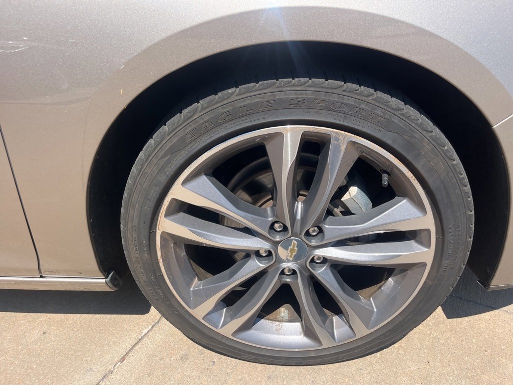 Used 2023 Chevrolet Malibu LT image 17