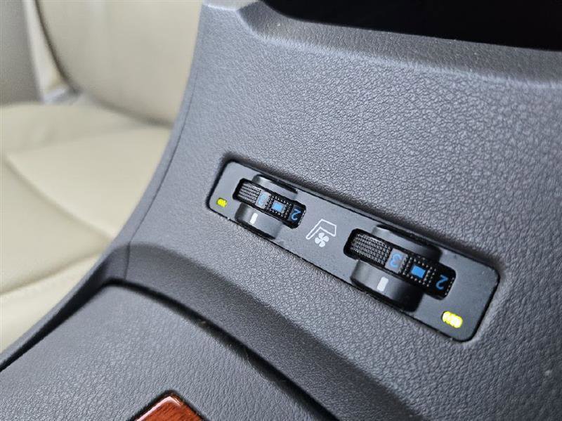 Used 2012 Lexus ES 350 FWD image 36