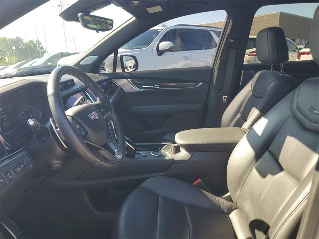 Used 2022 Cadillac XT6 Sport w/ Technology Package image 19