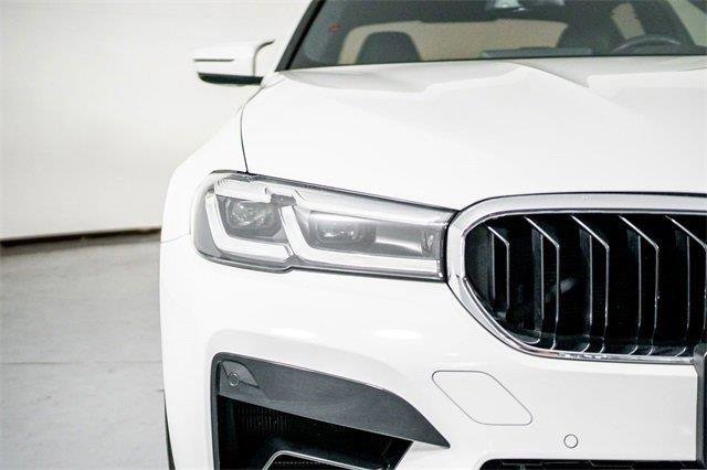 Used 2023 BMW M5 w/ Executive Package image 21