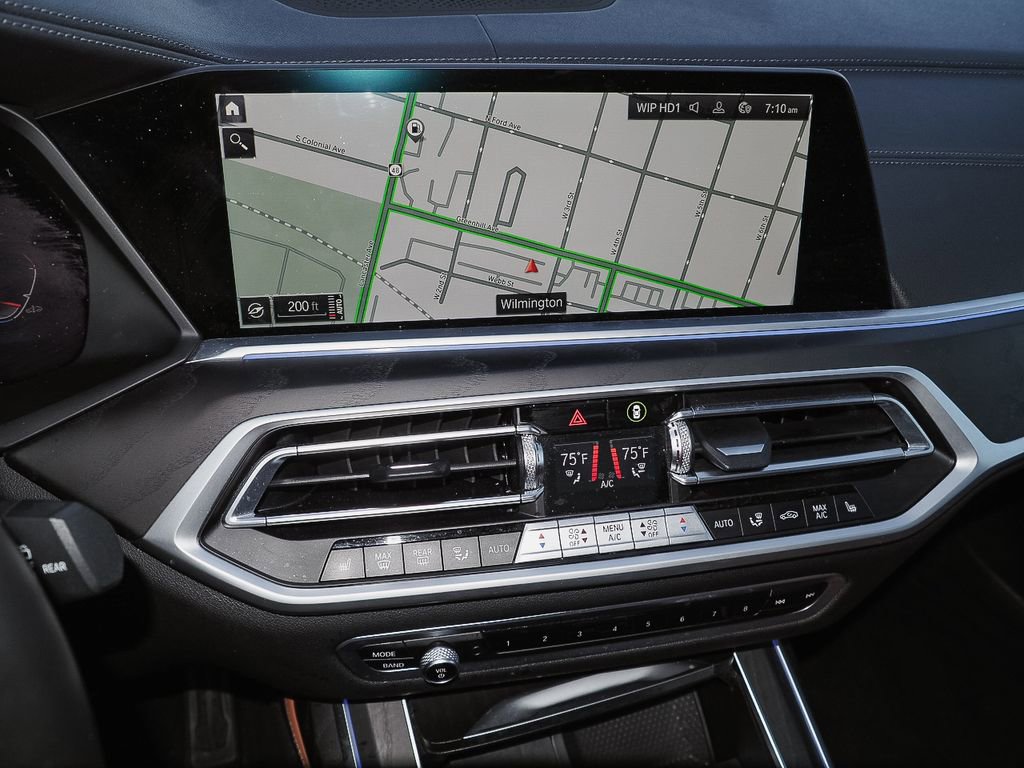 Used 2022 BMW X7 xDrive40i w/ M Sport Package image 14