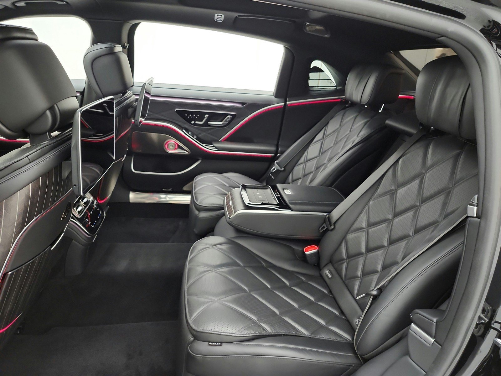 Certified 2025 Mercedes-Benz Maybach S 580 4MATIC image 16