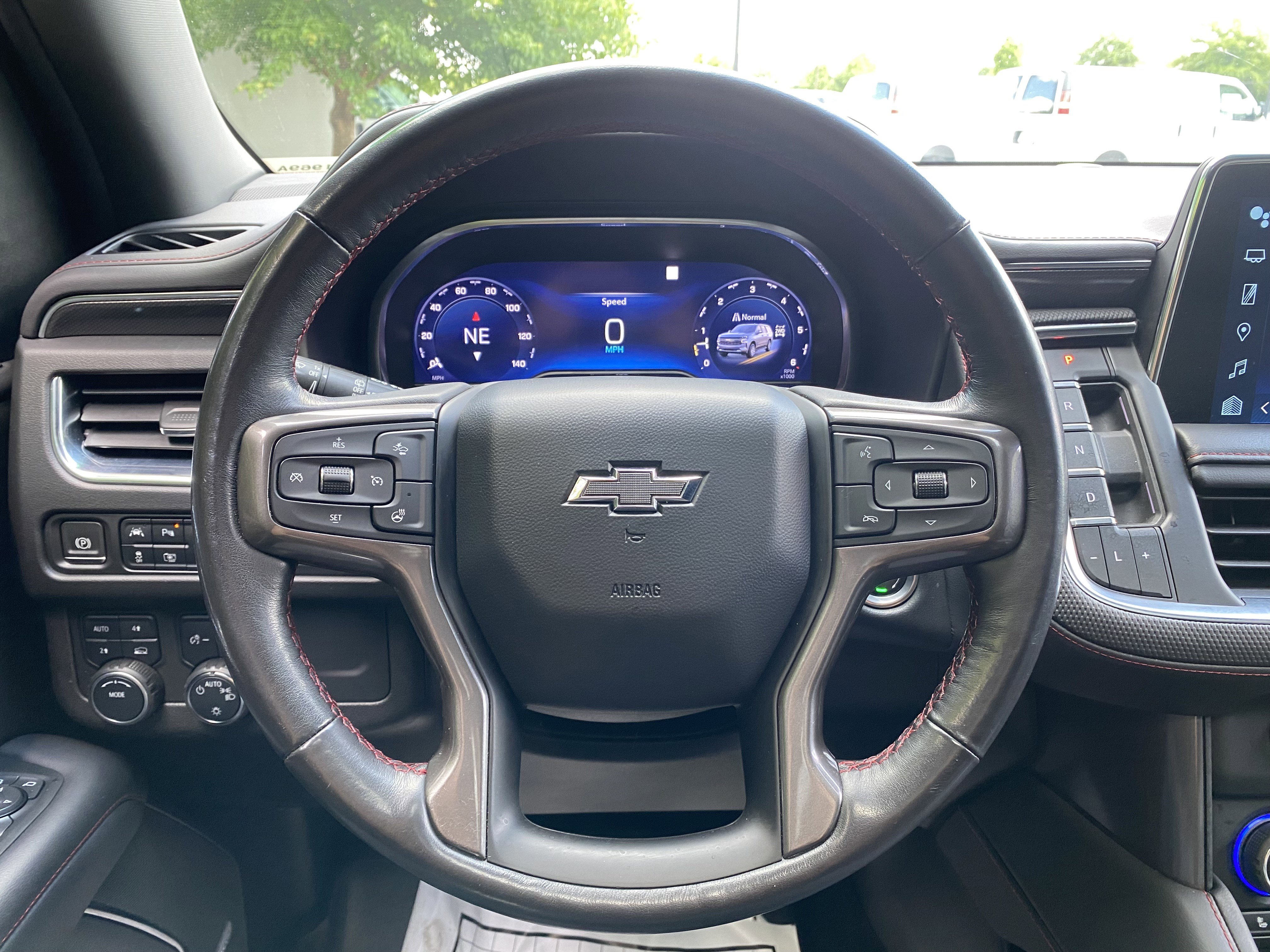 Used 2022 Chevrolet Tahoe RST w/ Luxury Package AWD/4WD image 19
