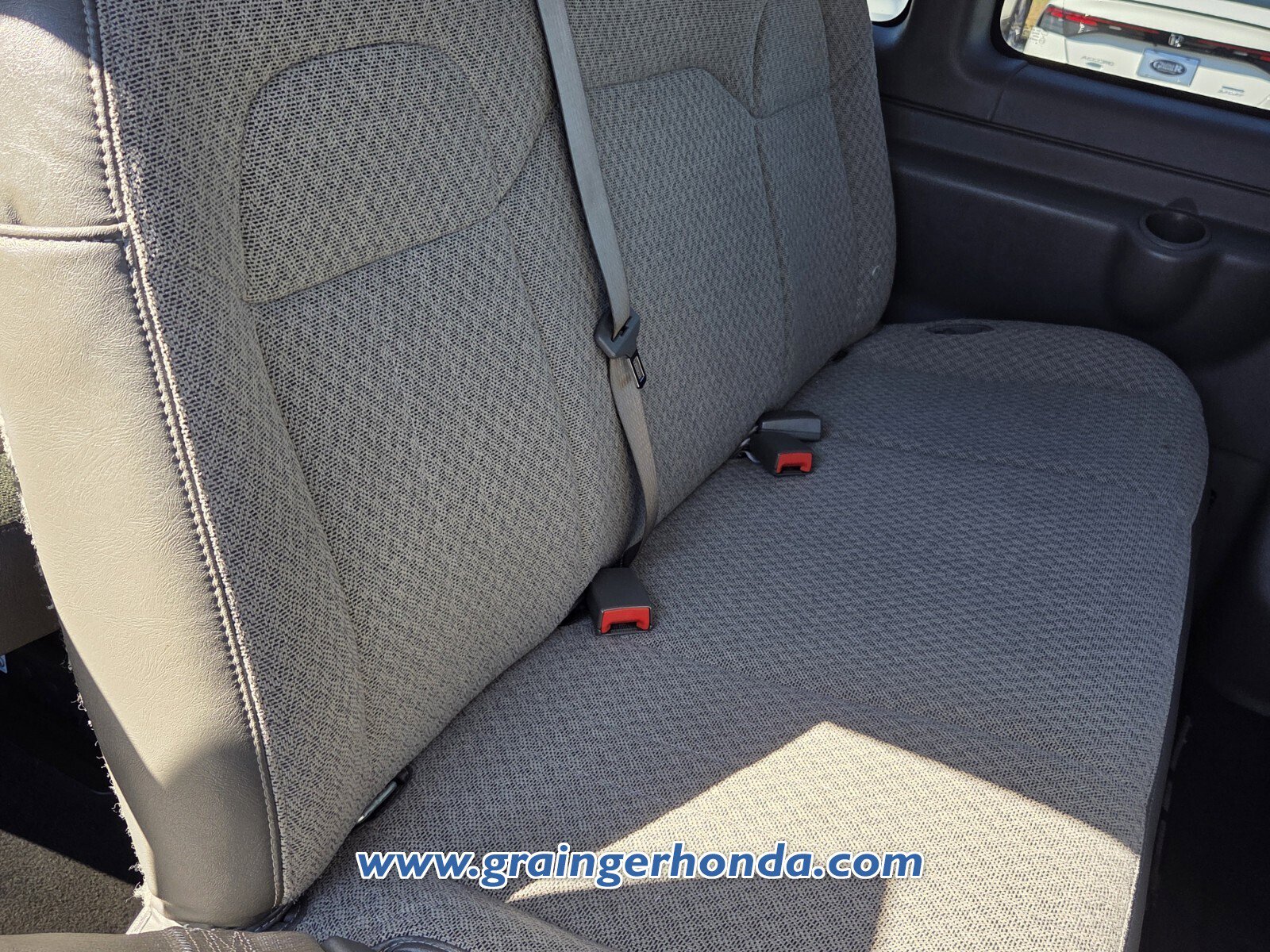 Used 2020 Chevrolet Express 2500 LT w/ LT Preferred Equipment Group image 15