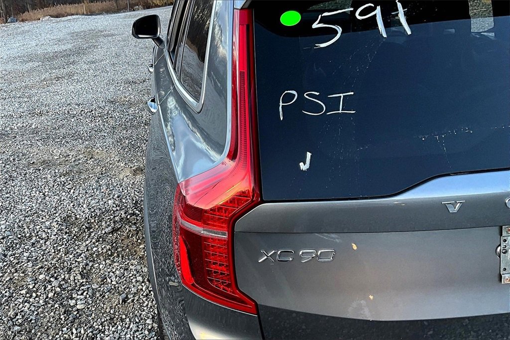Used 2019 Volvo XC90 T6 Momentum w/ Advanced Package image 27