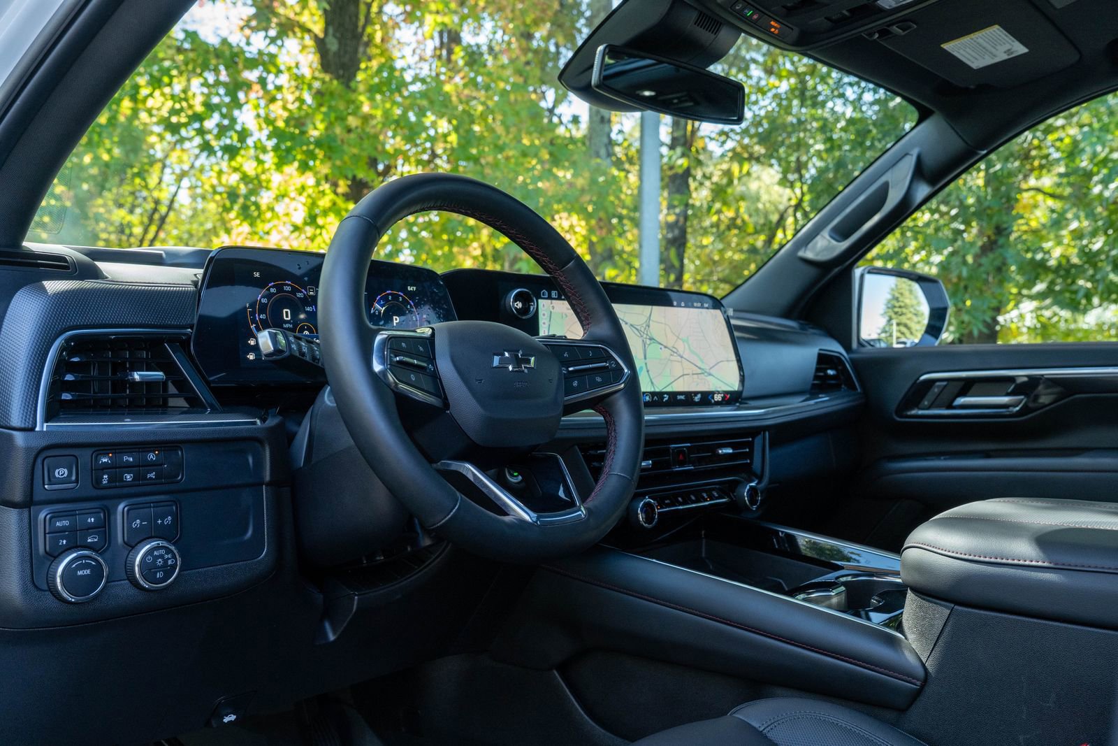 Used 2025 Chevrolet Tahoe RST w/ Comfort Package image 20